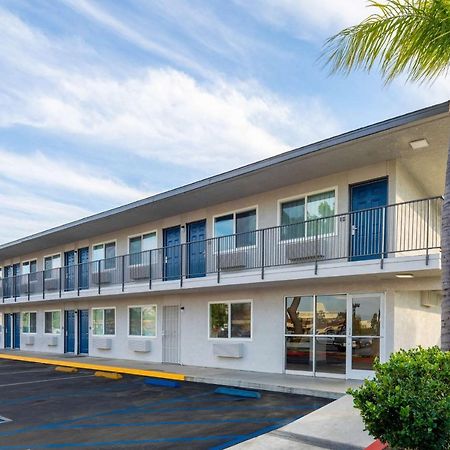Motel 6-Fontana, CA Esterno foto