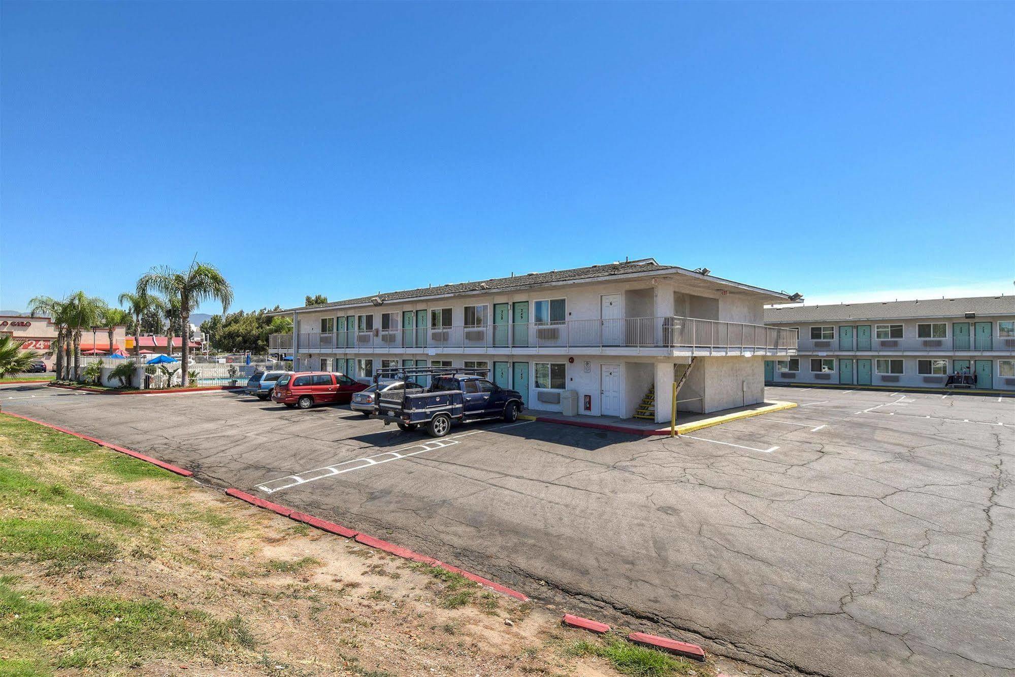 Motel 6-Fontana, CA Esterno foto