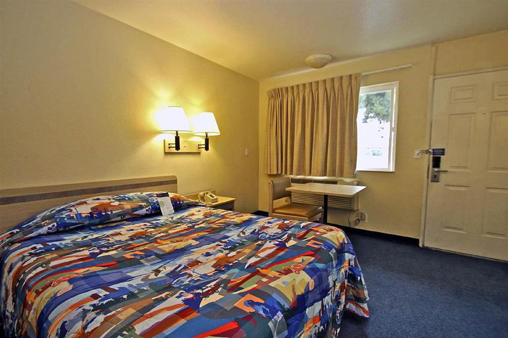 Motel 6-Fontana, CA Camera foto